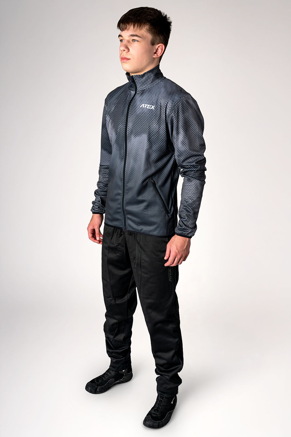 Sports sweatshirt, zipped pockets
