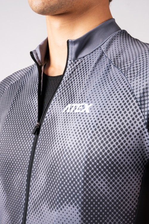 SPORT-Radtrikot mit kurzen Ärmeln und breiten Schultern